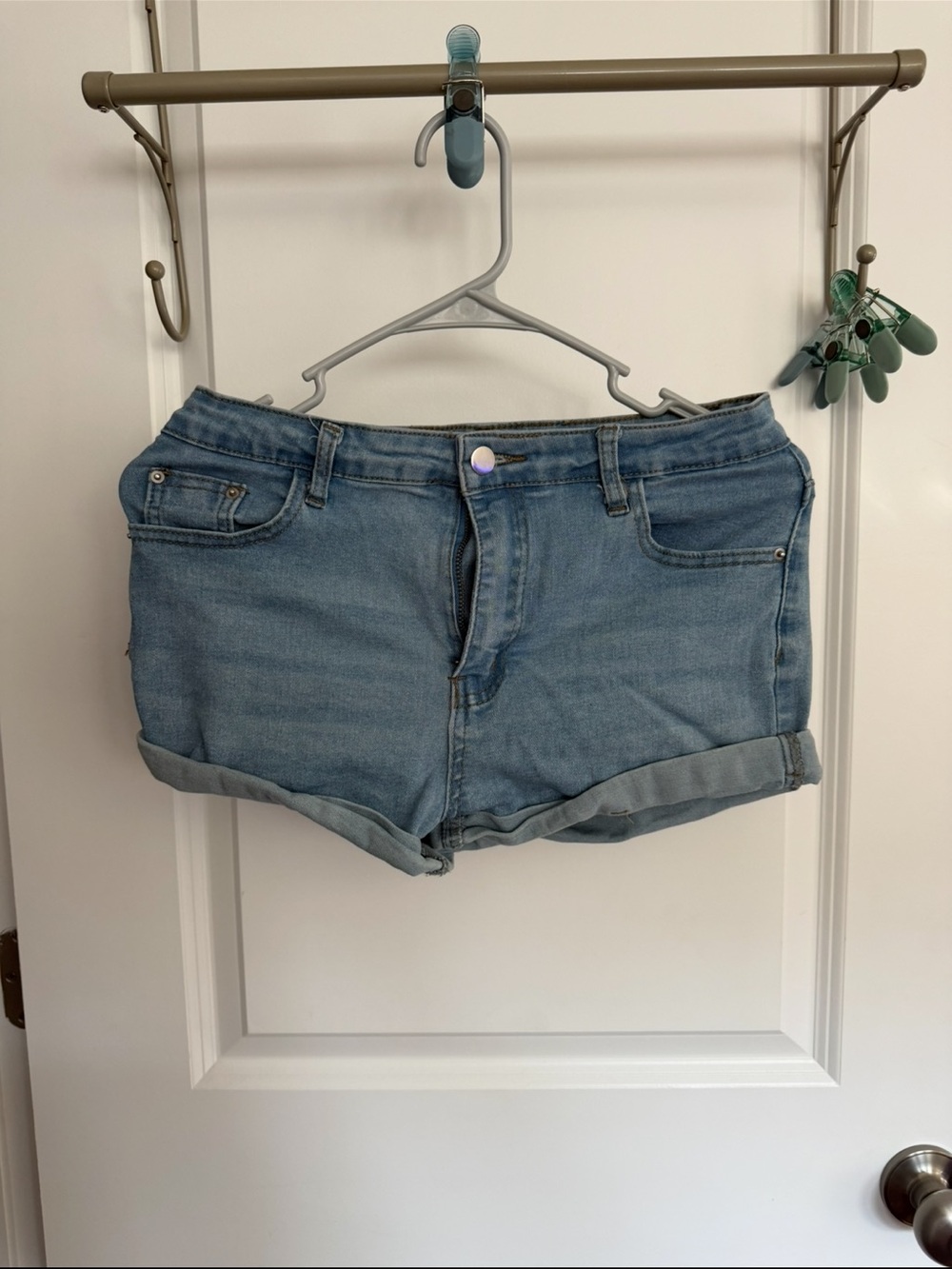 SHEIN Light Blue Rolled Cuff Denim Shorts